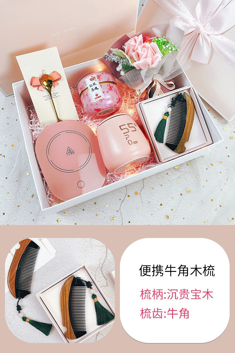 National Day teacher girls birthday gifts practical to send girlfriends girlfriend girlfriend gifts high-end marriage graduation